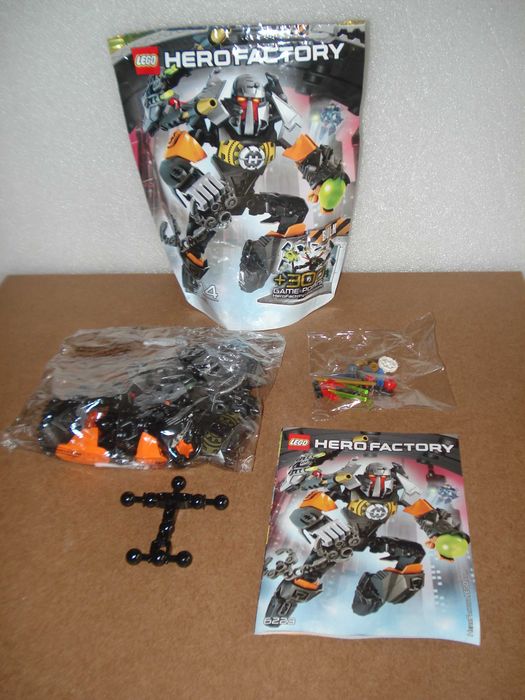 Raro LEGO Bionicle Hero Factory Breakout 6223 - Descontinuado