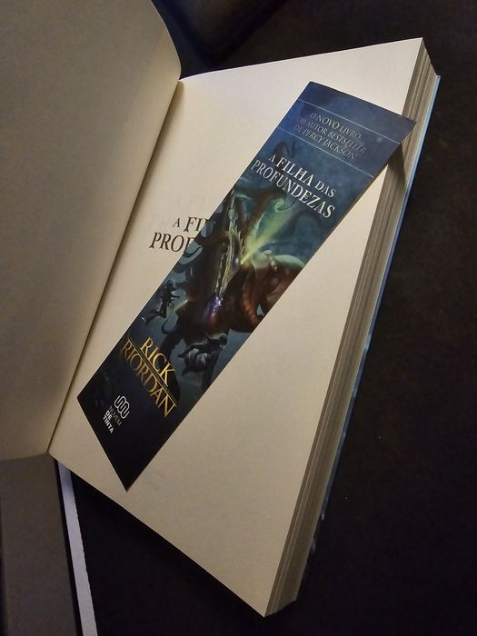 Livro "A Filha das Profundezas" [Novo]