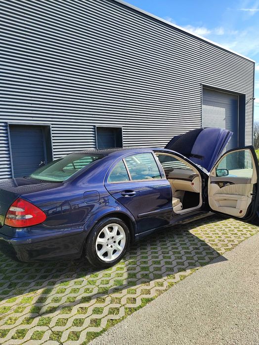 Mercedes 220 CDI W211