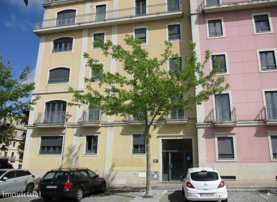 Oportunidade em Gaia | T4 na Quinta da Seara com Garagem