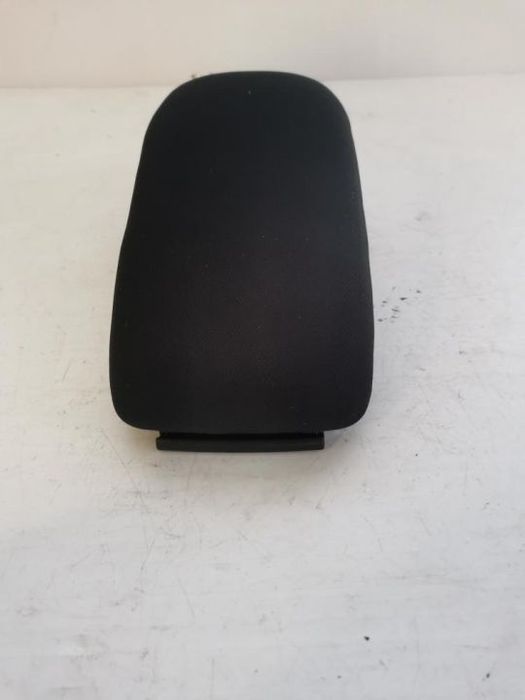 tampa apoio braço audi a3 8P 2003 a 2012(nova)