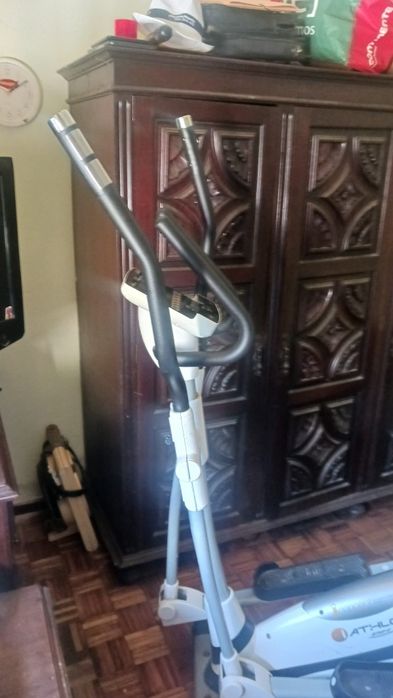 Bicicleta de ginástica