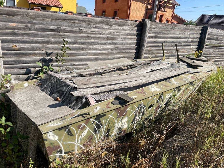 Продам човен Прогресс 4М