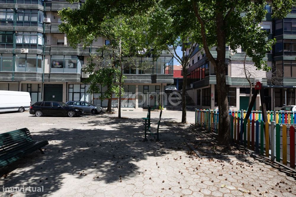 Loja com 130m2 em Aveiro