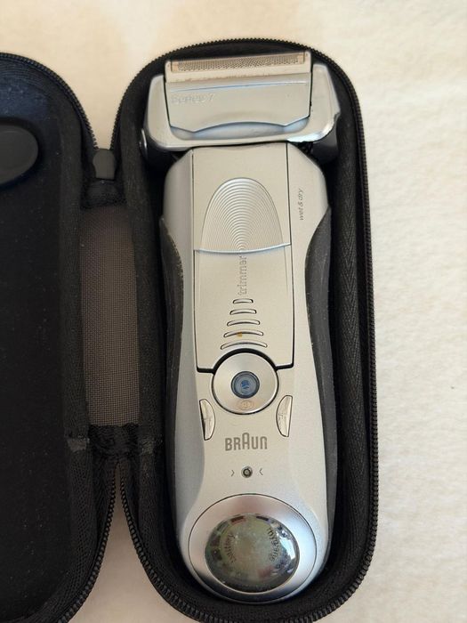 Máquina de barbear Braun series 7 799cc-7