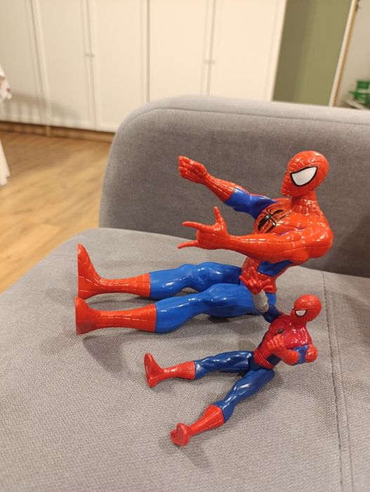 Figurka Spiderman plus gratis