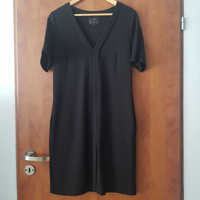 Czarna sukienka Next