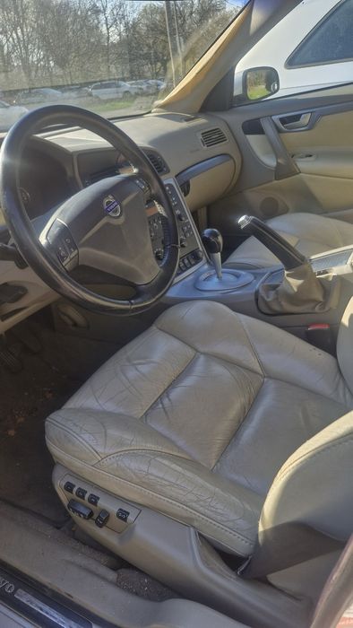 Volvo V70 2005 rok 2.4 diesel