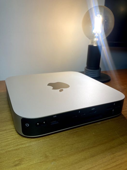 Mac Mini M2 256gb (8GB RAM) - COMO NOVO