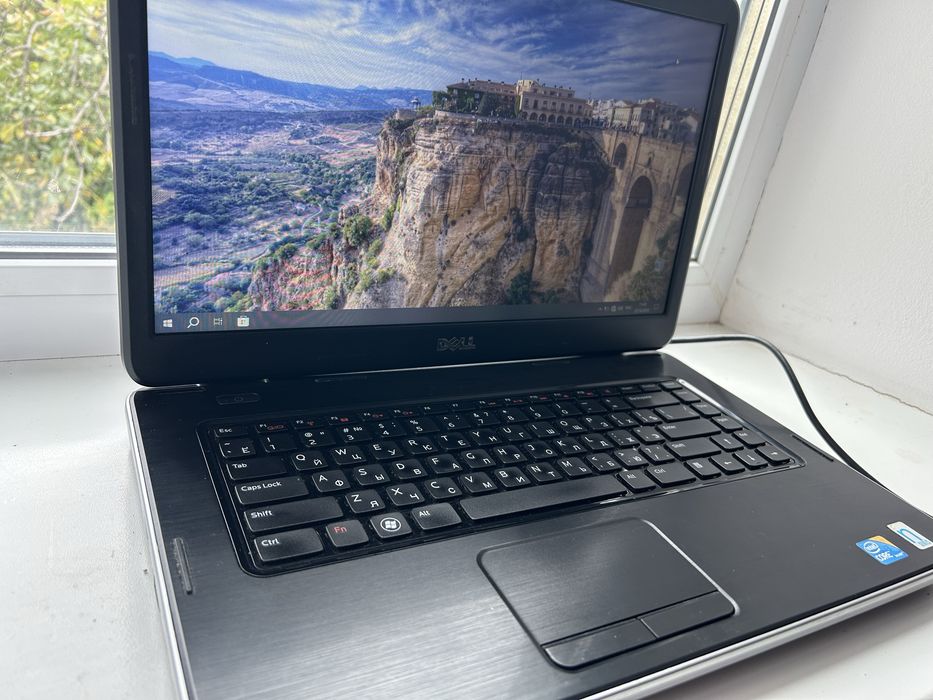 Dell Vostro 1540/i3 2.4Ghz/ 4Gb Ram