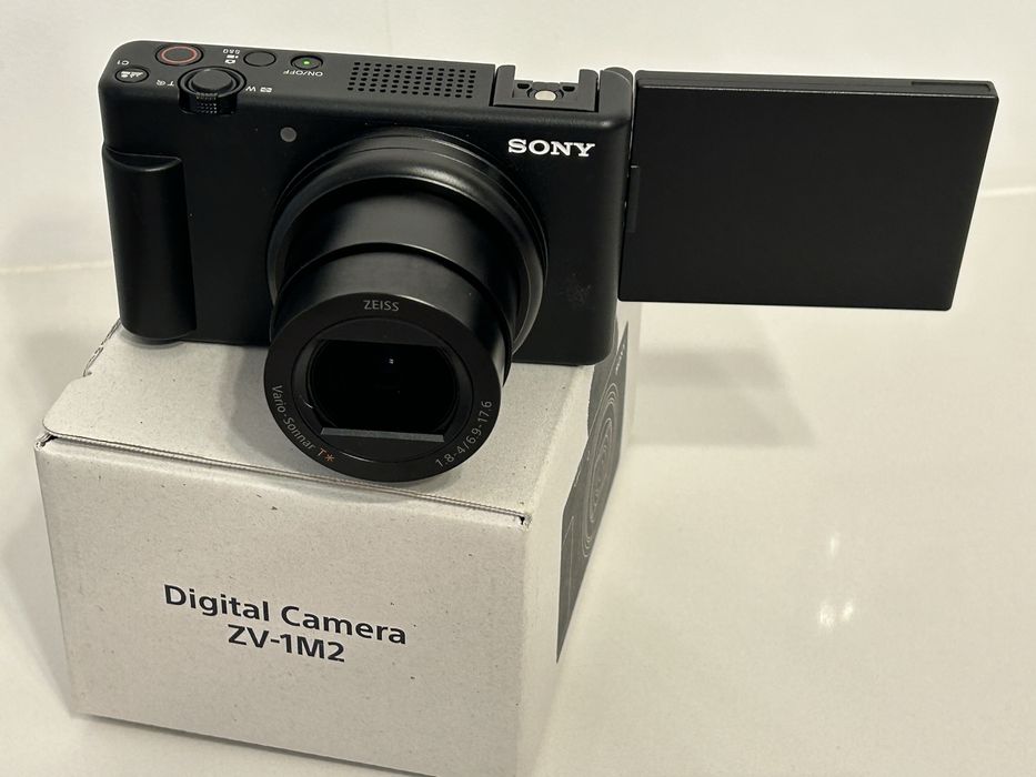 Camera Sony ZV-1M2
