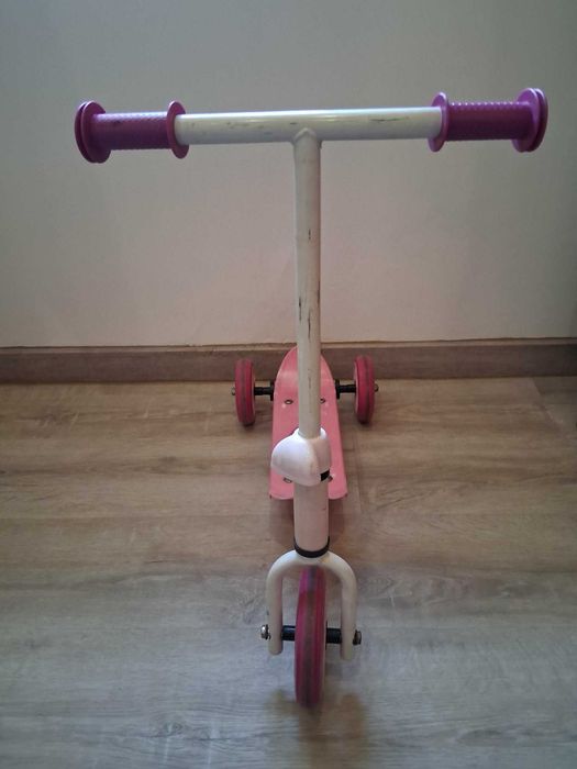 Vende-se Trotinete Infantil Menina