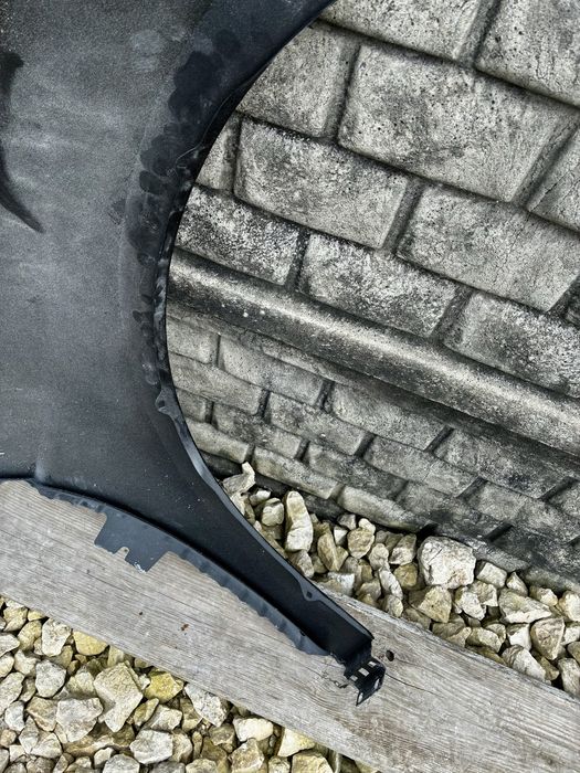 Błotnik przedni lewy bez rdzy LC9X VW Passat B8 3G 3G0 14- oryginalny