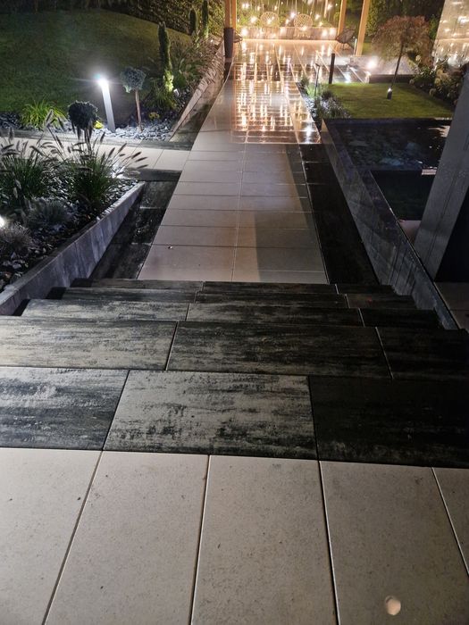 Prace ziemne Brukarstwo układanie kostki wykopy
Transport