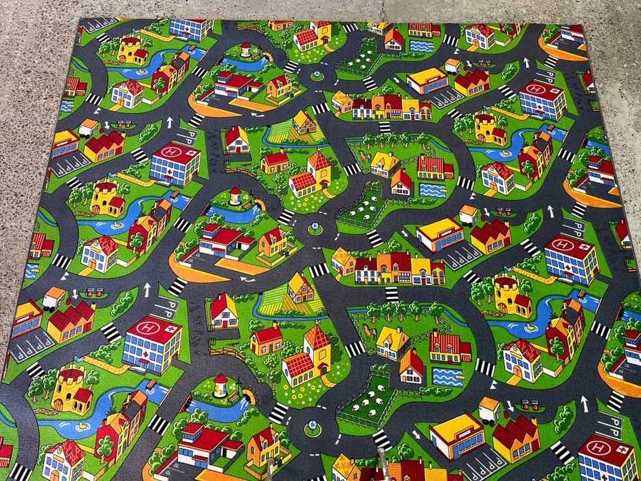 Якісний дитячій ковролін у кімнату , садок та центр розваг