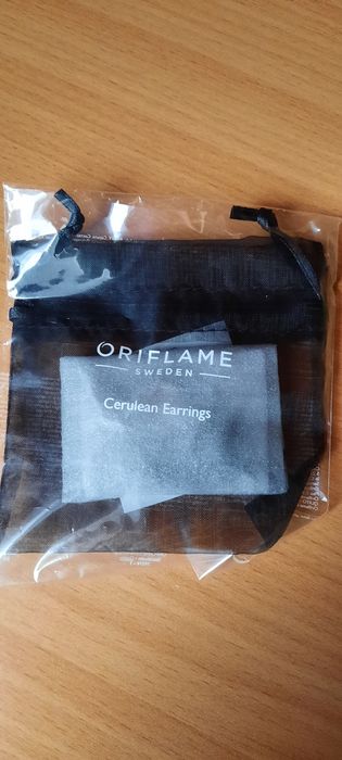 Brincos - Oriflame