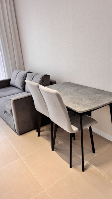 Квартира з НОВИМ ремонтом з індівідуальним газовим опаленням