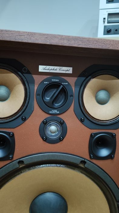 2x Kenwood Kl777