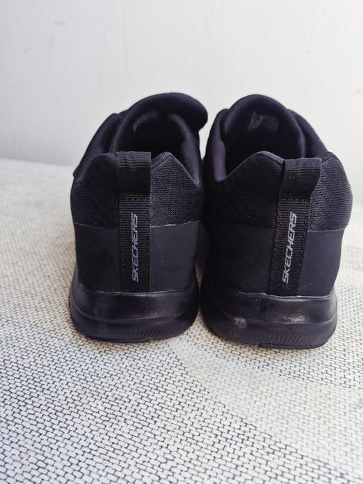 Buty skechers memory foam 42 czarne na rzep