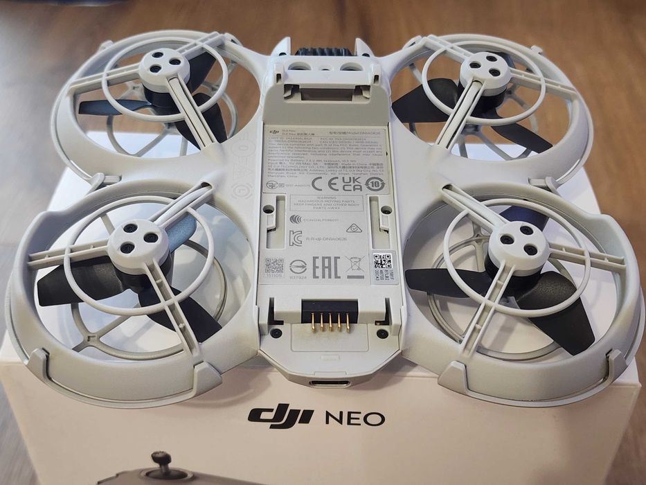 DJI neo fly more combo + 3 baterie + akcesoria
