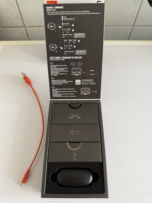 Jbl live free nc+ навушники TWS
