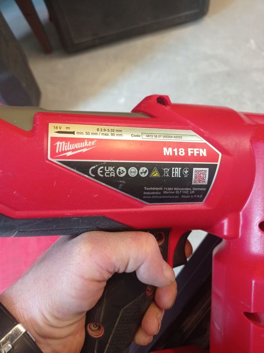 Gwoździarka Milwaukee M18 FUEL
