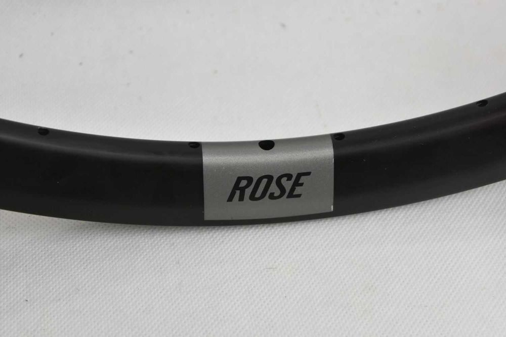 NIEUŻYWANA obręcz ROSE R thirty disc ! 622x19 ! 32ot. ! 28' !