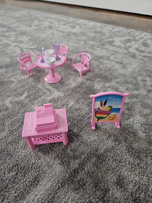 Gelataria e Café da Chelsea ( irmã da Barbie)