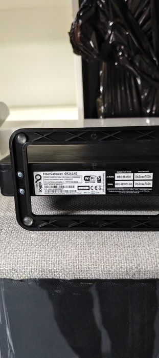 Several Routers and Wireless IPTV Receivers64740666178689122