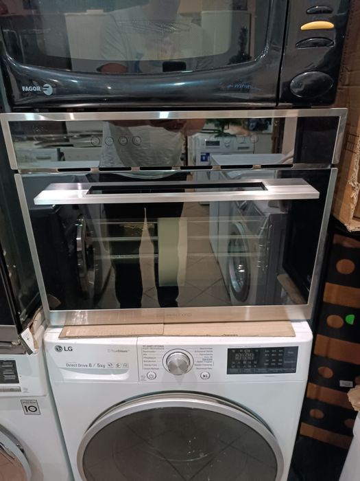 Піч парова вбудована