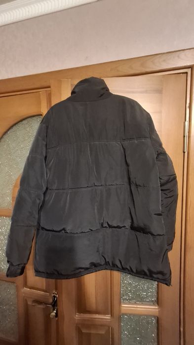 Куртка жіноча чорна