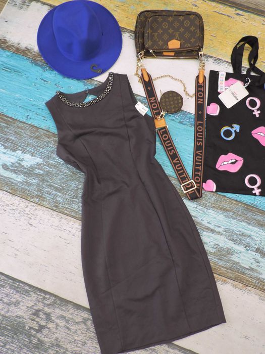 H&M  Nowa szara sukienka biżuteryjny dekolt 34