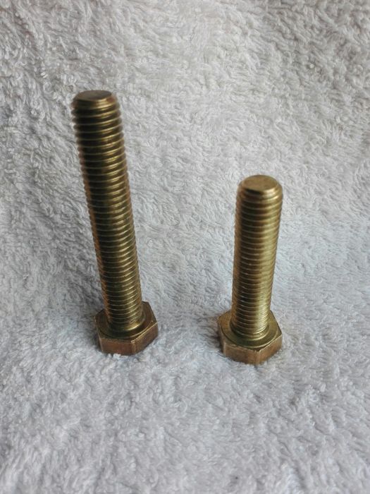Śruby mosiężne M 12 z łbem szesciokatnym