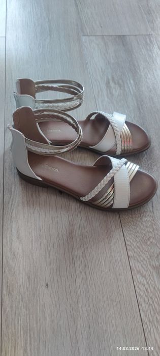 Sandałki z CCC rozmiar 37