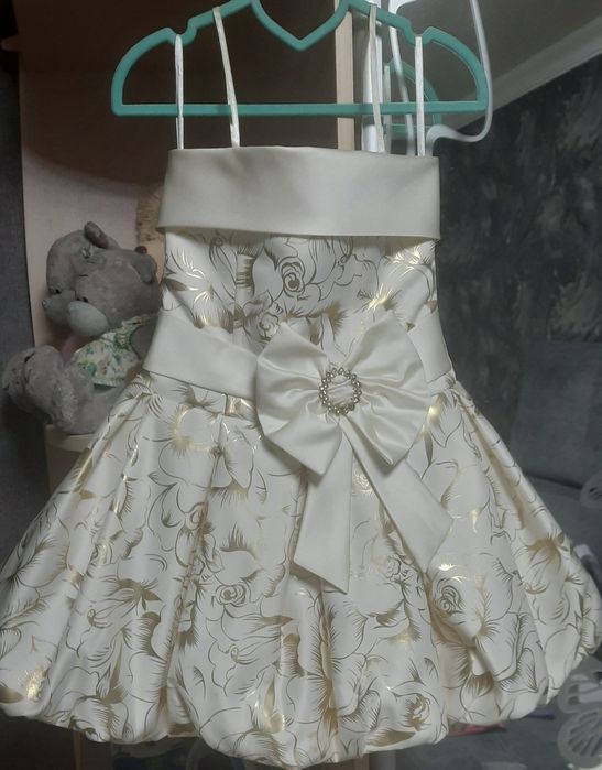 Платье праздничное 4-6лет