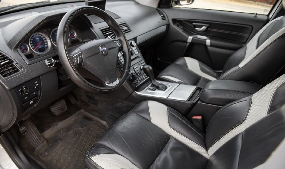 Продам Volvo CX90 2.4 TDI 4x4 2009 Год