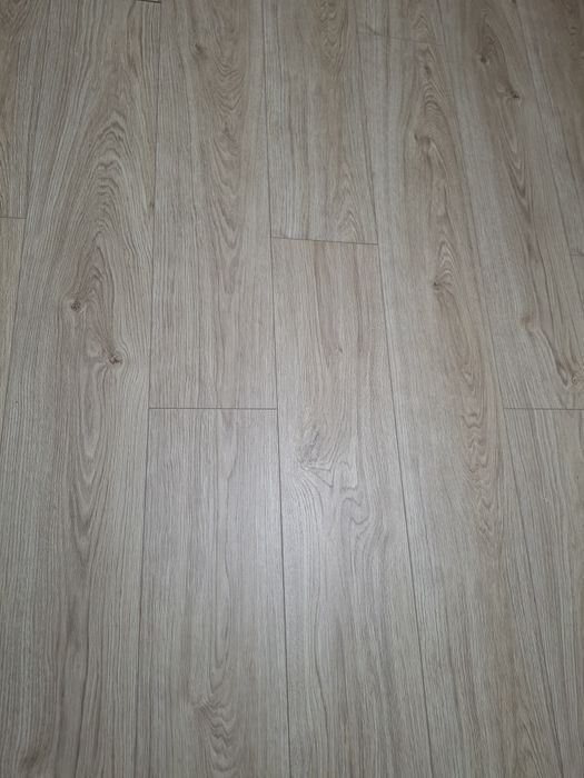 Vox Panel Podłogowy Laminat Querra Balance WR Dąb Mora 8mm - 14m2