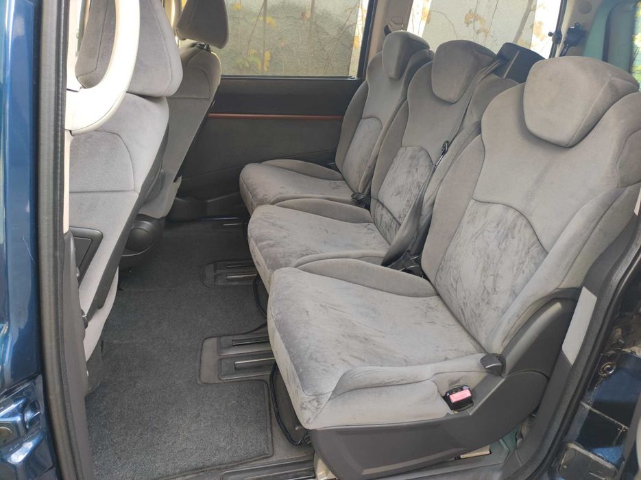 Продам  авто CITROEN C8