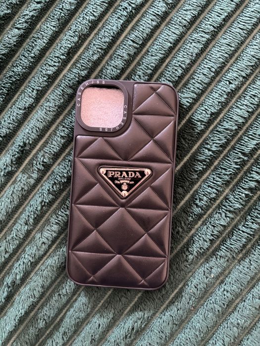 Capa estilo Prada Iphone 15