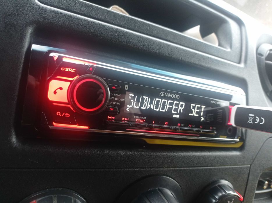 Radio Samochodowe KENWOOD BLUETOOTH MP3 AUX USB Sterowaniem Subem