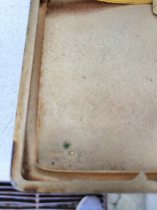 Papierośnica Semia.