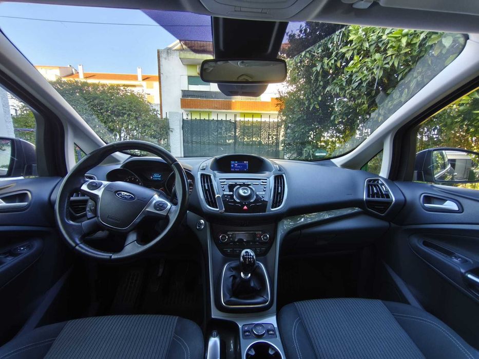 Ford C-Max 1.0  Titanium - 112.000 km - Negociável– (Muito estimado)