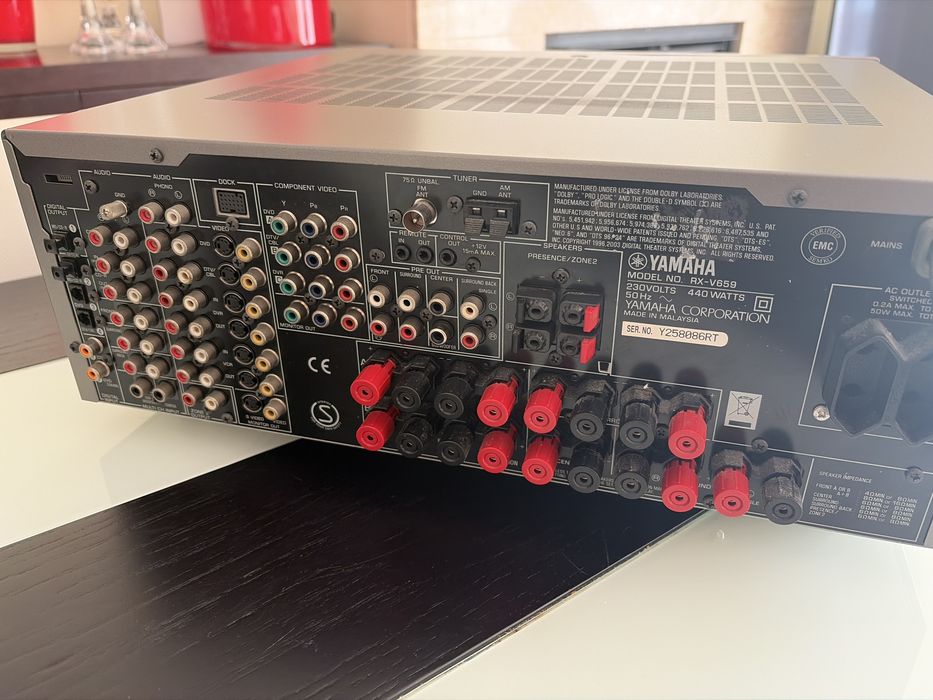 Amplificador YAMAHA RX-V659