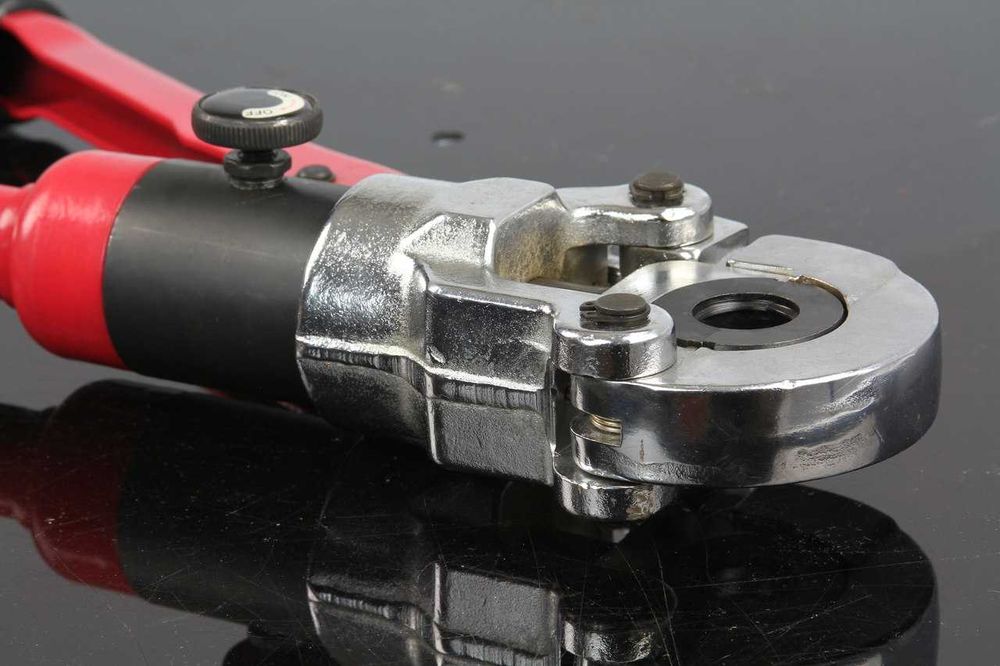 ZACISKARKA Hydrauliczna Do Rur 12PCS /U+TH+V/ Cata