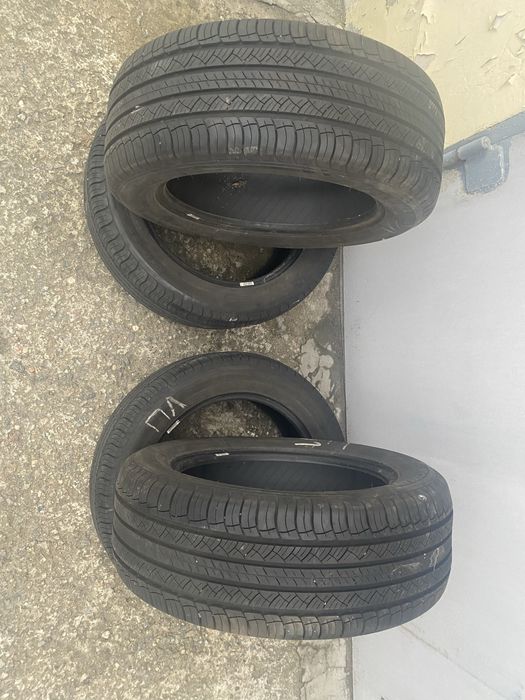 Резина 235/55R18