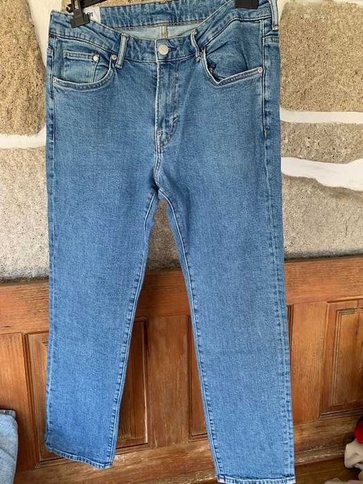 Calças de ganga super largas lavagem média H&M