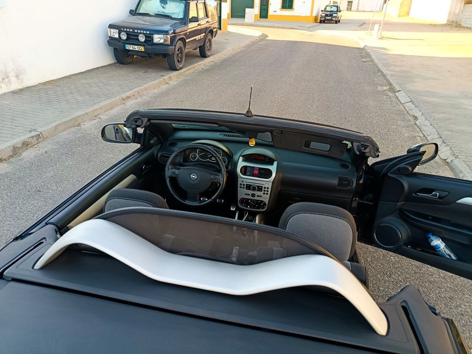 Opel Tigra twintop cabrio de 2005 a diesel 180mil kms