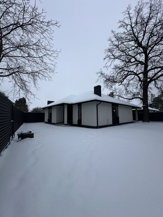 Будинок з наповненням  в лісовій Бучі .