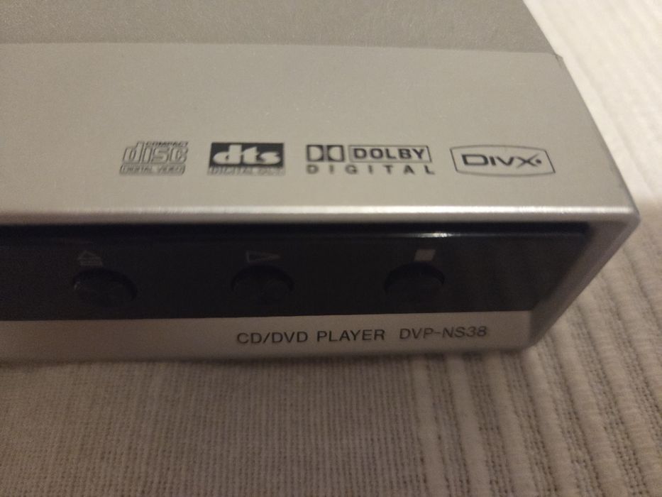 Odtwarzacz DVD SONY DVP-NS38