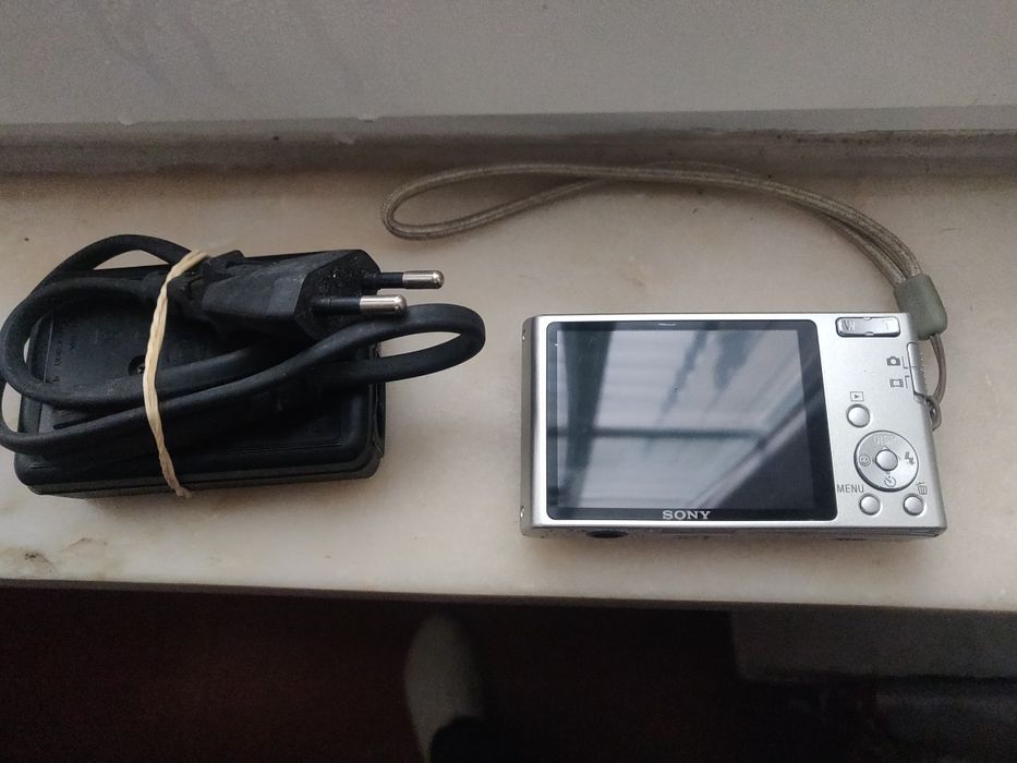Máquina fotografia Sony DSC w320